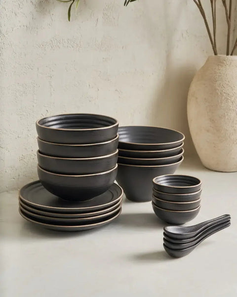 Anaya Charcoal Noodle Lovers' Dinnerware Set (16 Piece)