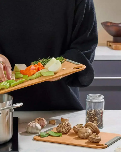 MAKO Genius 5-Ply Non-Stick Set (4-Piece) with FREE Chopping Boards
