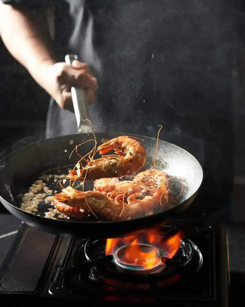 MAKO Black Steel 31cm Frying Pan (Free 20cm included)